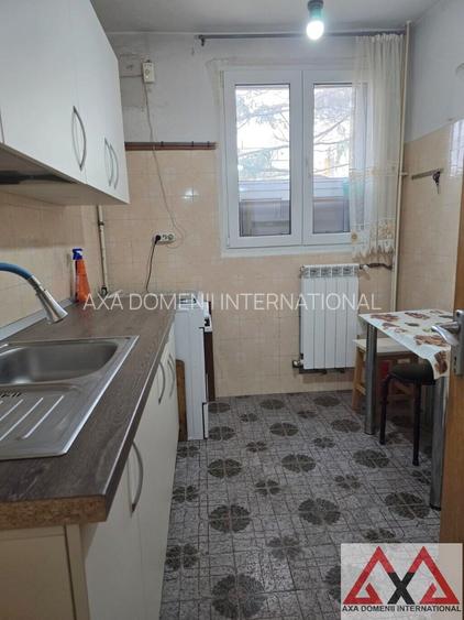 Apartament 3 camere Titan - metrou Grigorescu - bloc H - etaj 3 - 3