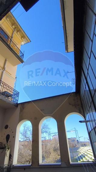 Apartament de vânzare în Palatul Berde, strada Horea - 25