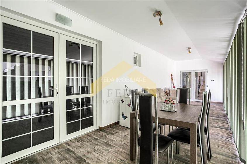 Casa noua de vanzare orasul Ineu - 11