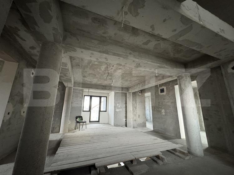 Casă 450 mp, zona Sisesti
