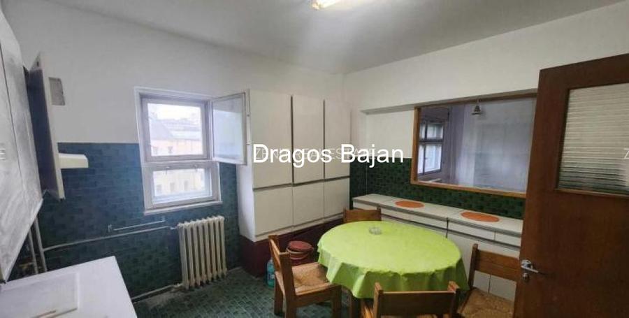 Cismigiu / 1974 // 4 camere - 6