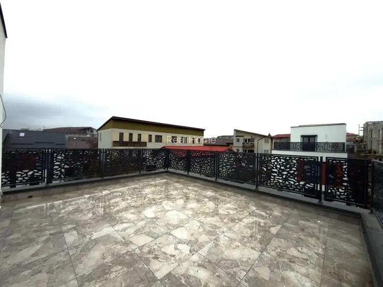 Casa Vila noua 3 dormitoare + birou / 4 bai / 16 min metrou 1 Dec 1918 - 21