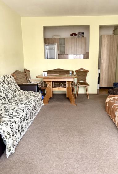 Apartament 2 camere , etaj 2 ,zona Porii - 6