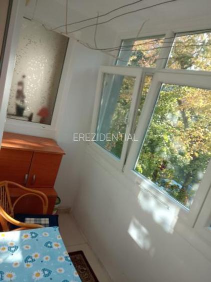 Apartament - 3 camere - semidecomandat -Titan - 17