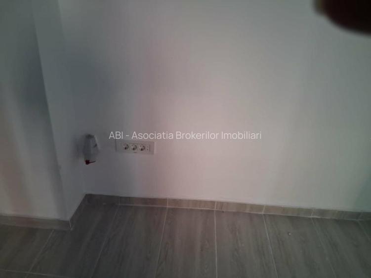 13 Septembrie-spatiul comercial stradal,renovat total,centrala termica - 16