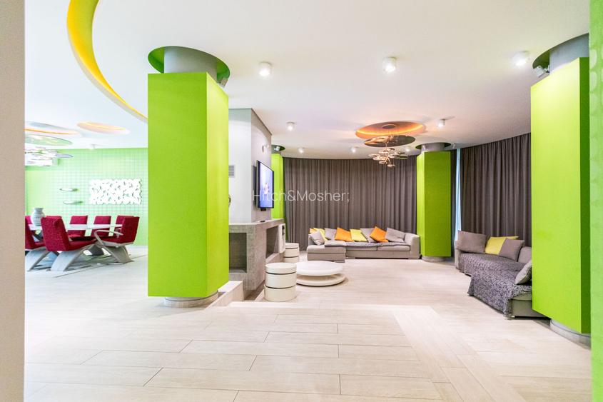 Vila, design ambitios, spatii luminoase in conexiune cu natura - 3