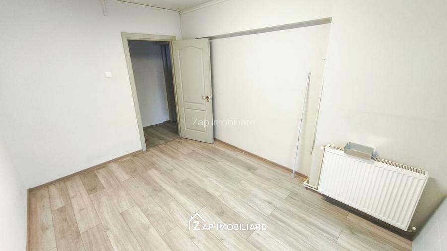 Spatiu comercial -  7 noiembrie - trafic intens - stradal - 10