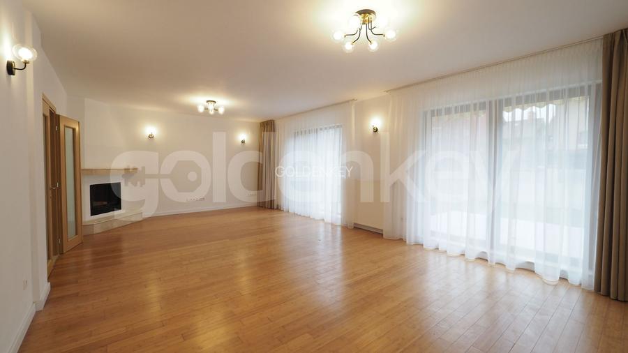 Vila nemobilata cu 5 camere | piscina | teren tenis - 3