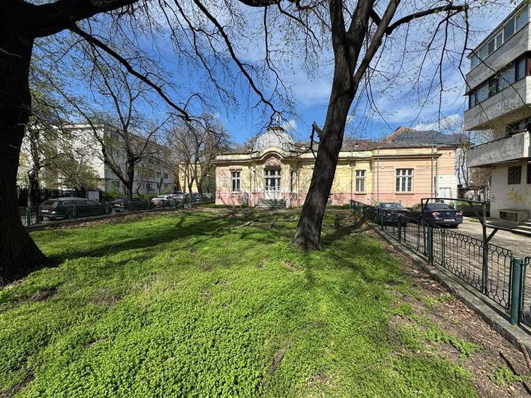 Teren 872 mp +cladire 328 mp, ULTRACENTRAL str Simion Barnutiu - 3