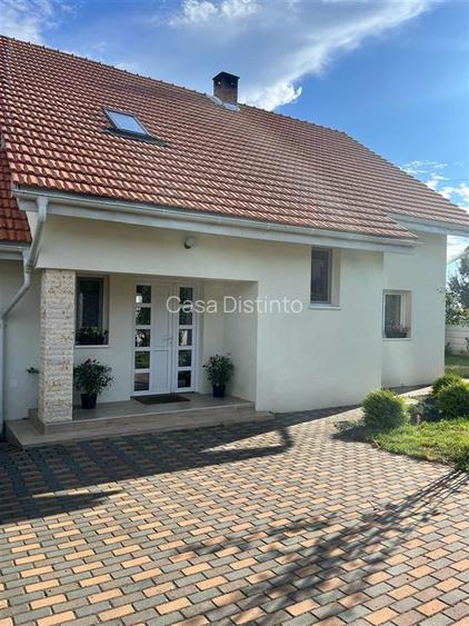 Casa cu 4 camere si garaj - 15