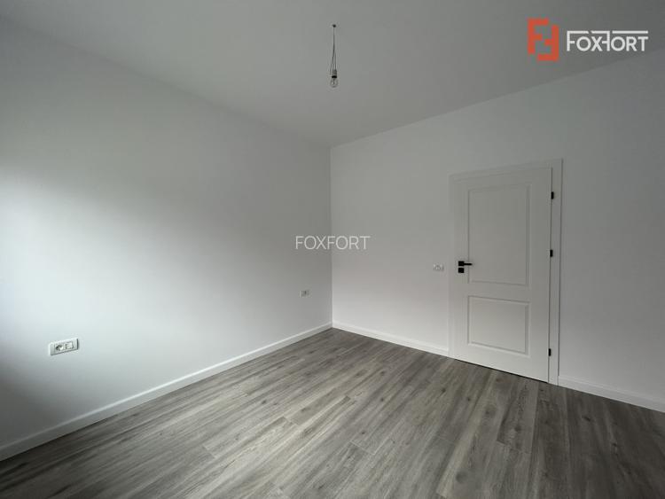 Duplex deosebit cu 5 camere in Ghiroda  - 10