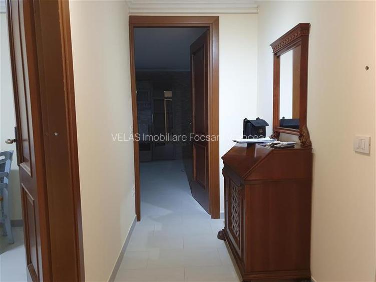 Inchiriez apartament 2 camere, parter , mobilat si utilat - 14