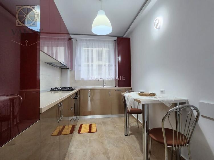 Apartament 3 camere - LOC DE PARCARE INCLUS - zona FLOREASCA  - 10