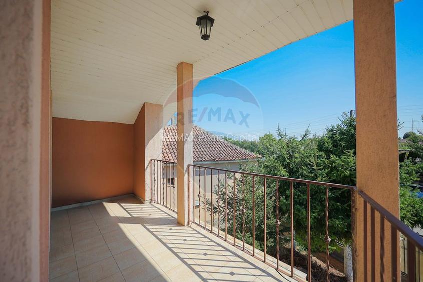 De vânzare casă cu 3 camere și teren 950 mp în Mihai Bravu - 18