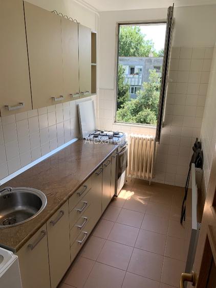 Inchiriez garsoniera in zona Bl Brancoveanu, str Rezonantei