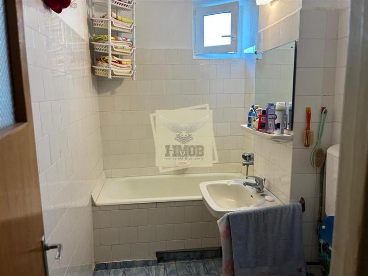 Apartament 3 camere decomandat si pivnita zona Mihai Viteazu