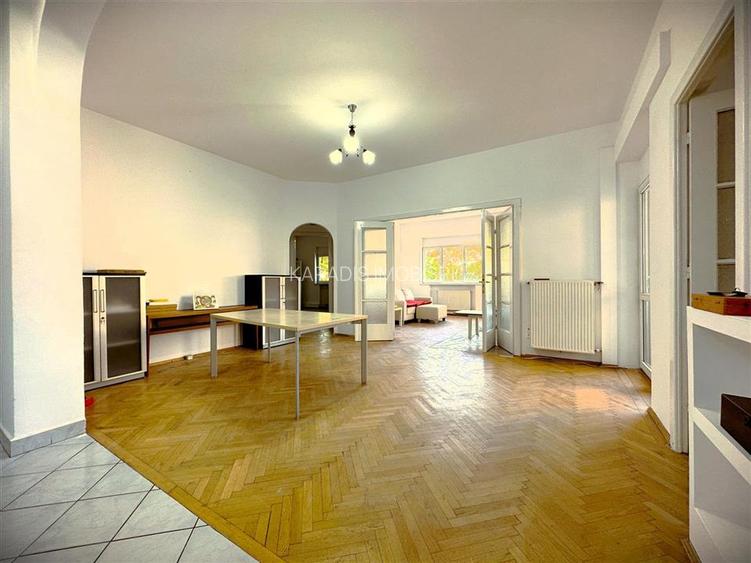 Inchiriere apartament cu 4 camere Rosetti Bloc Interbelic - 3