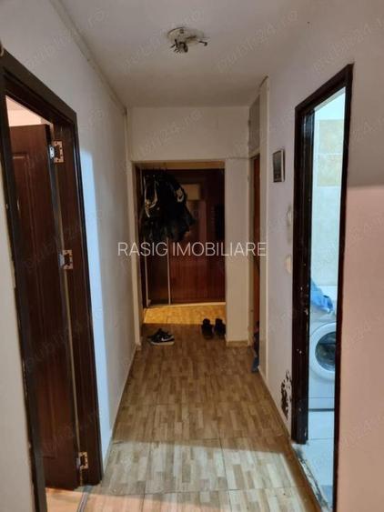 Vanzare vapartament 2 camere zona Moghioros - Parc - 8