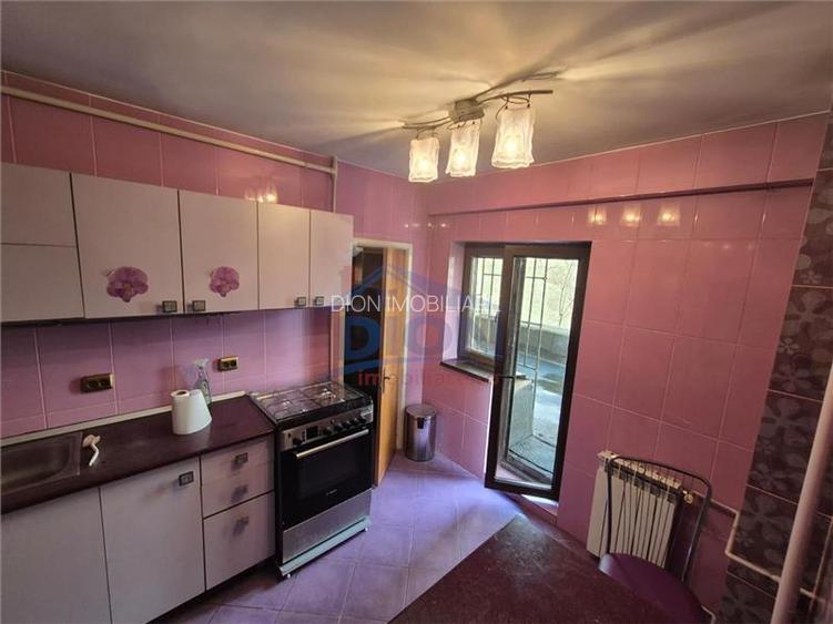Natiunile Unite - Apartament  3 camere cu terasa , bloc 1991 - 10
