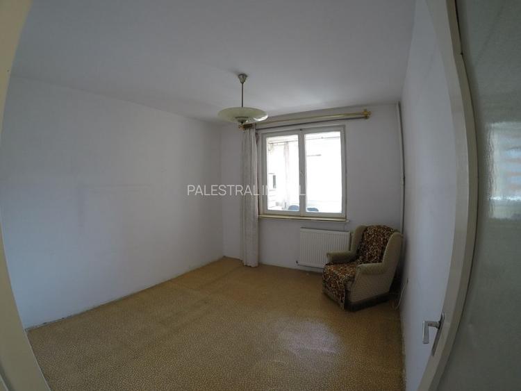 Apartament 3 camere Grivitei decomandat,insorit,liber,130950 Euro - 2