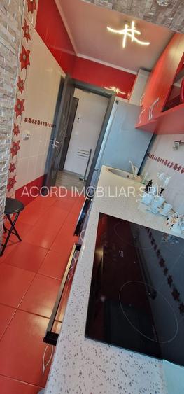 Garsoniera decomandata zona Far. - 6