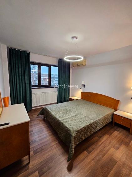 Inchiriez apartament 4 camere zona Militari - 2