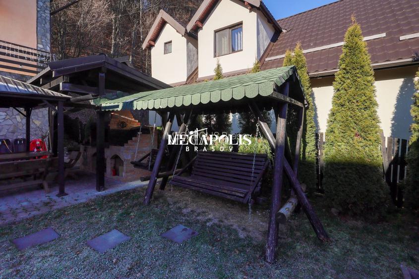 Pensiune/Vilă de vânzare în Bran | 8 camere | 180 mp - 50