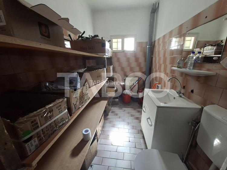Spatiu comercial de inchiriat la parter zona buna Vasile Aaron - 6
