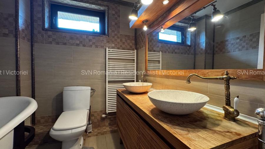 REV2004873 Vila Iesire la lac Ponton privat Piscina Balotesti - 20