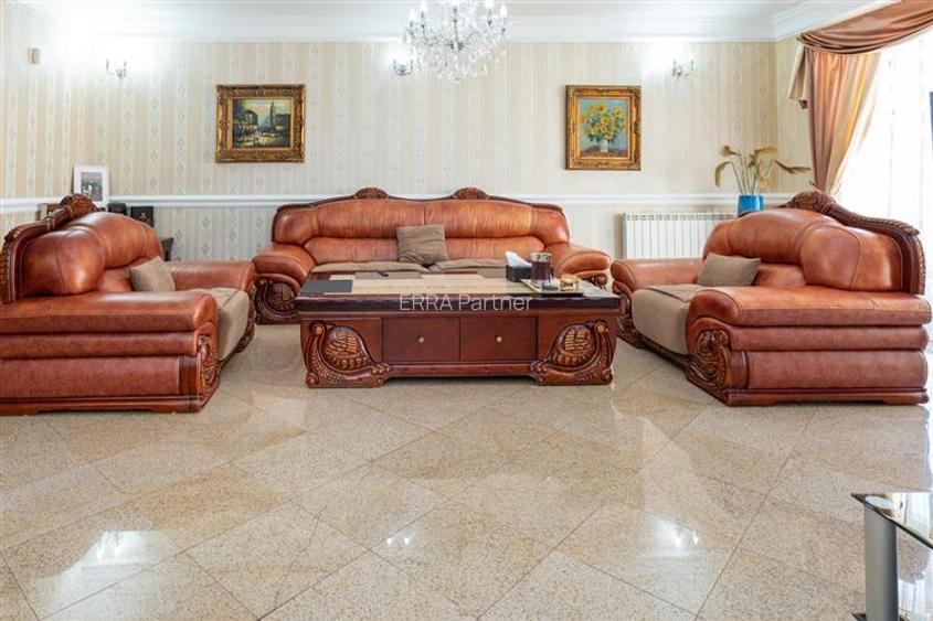 Vila cu piscina.Iancu Nicolae. Exclusivitate. - 6