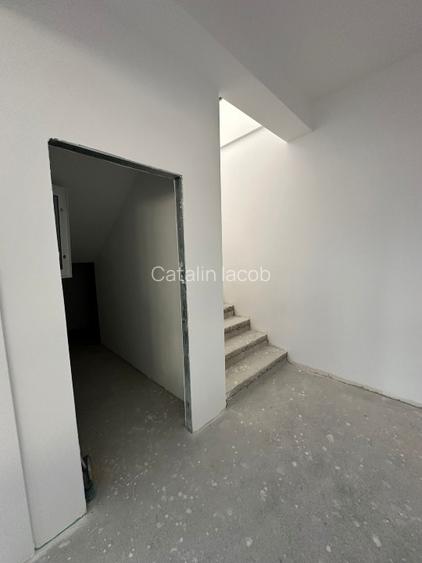 Proprietar - inchiriez spatiu comercial - Conest Grand Residence - 12
