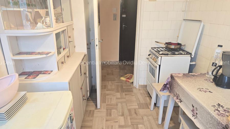 Vand apartament cu 2 camere in Deva, zona Piata Centrala, etaj 3, - 6