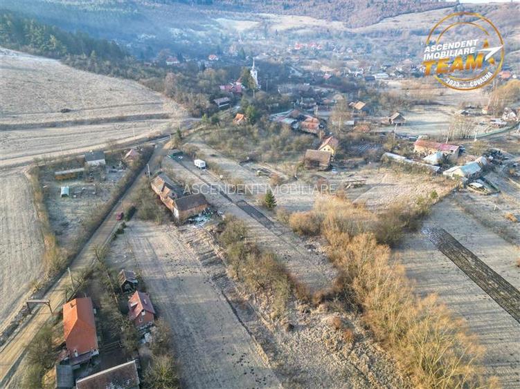 Teren 1.120 mp,Dobolii de Sus:liniste,aer curat si multiple posibilitati de util - 3