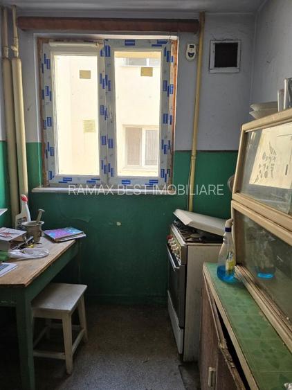 Bucur  Obor, 10 minute metrou, pe strada Ferdinand, - 6