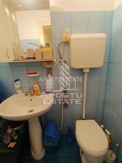 Apartament cu 2 camere, decomandate, centrala proprie in Piata Unirii. - 5