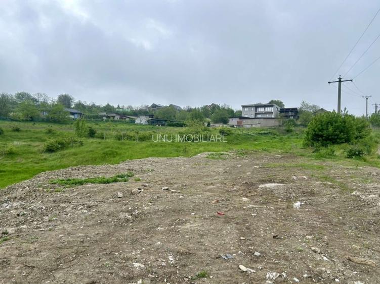 TEREN Extravilan 5100mp Aroneanu cu Vedere la Lac, 92.500€ - 4