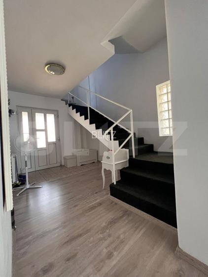 Casa individuala intr-o zona de case, 260mp, teren 500mp zona Pod Ira - 12