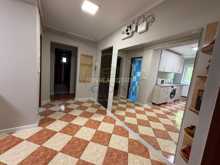 Apartament, 3 camere bilateral , 75 mp, Cartier 1 Mai, zona Pelendava - 13