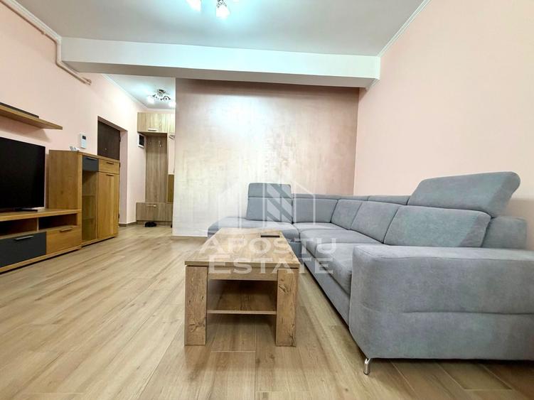 Apartament 2 camere de vanzare, loc de parcare, Timisoara, judet Timis