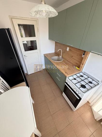 2 camere| vis a vis de Liceul Loga| zona superba, linistita| centrala proprie| - 10