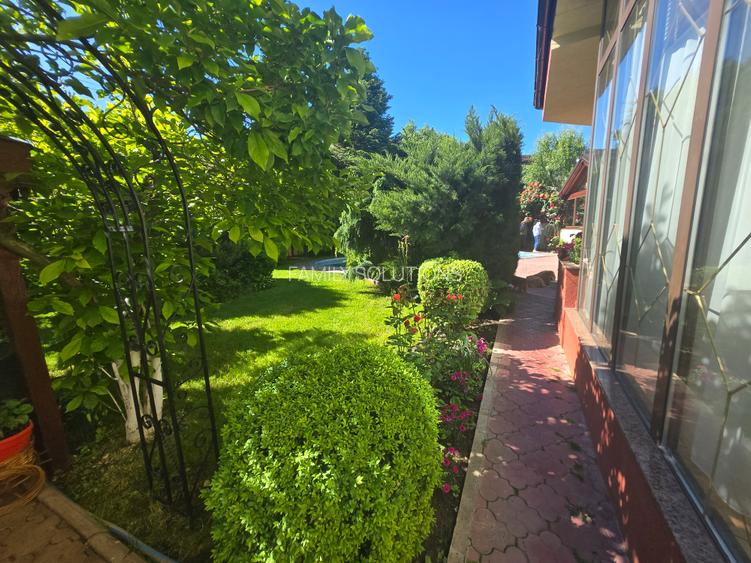 Casa individuala cu piscina. P+1+M. zona foarte buna - 4