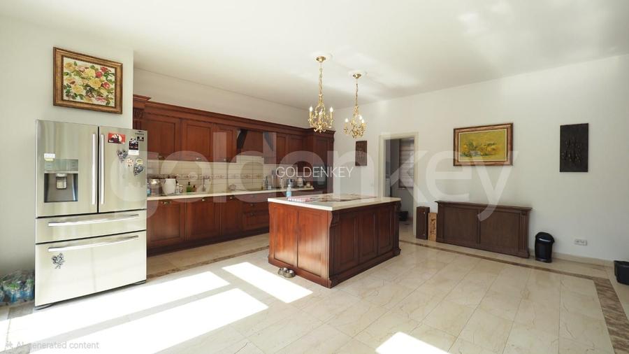 Vila cu finisaje moderne in complex rezidential - 7