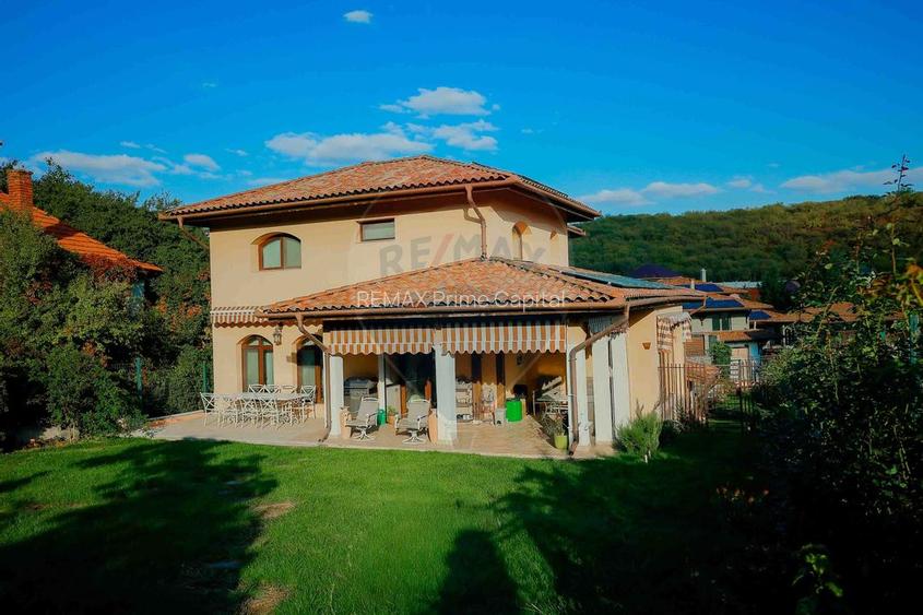 Vilă mediteraneană cu 5 camere, Dealuri Oradea - 3