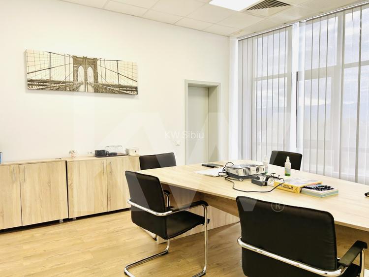 Spațiu birouri de închiriat/all inclusive/priveliște panoramică/etaj lV+etaj V - 6