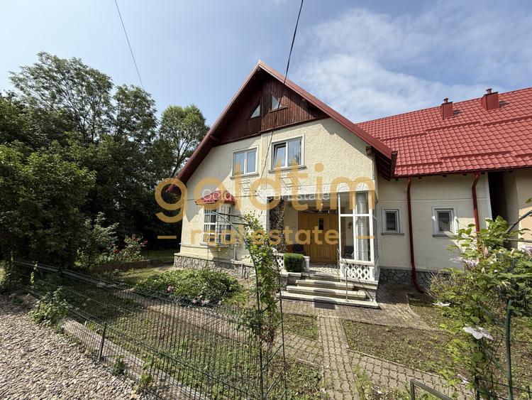 CASA IN ZONA LINISTITA/MOBILATA/UTILATA/TEREN IMPRESIONANT 5000MP/CORNU/PRAHOVA - 46