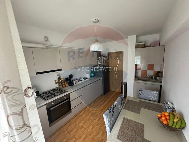 Apartament cu 2 camere de vânzare în zona Lapus Arges - 3