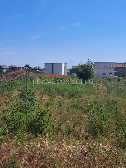 Teren in prelungirea strazii Egretei in rate. - 9