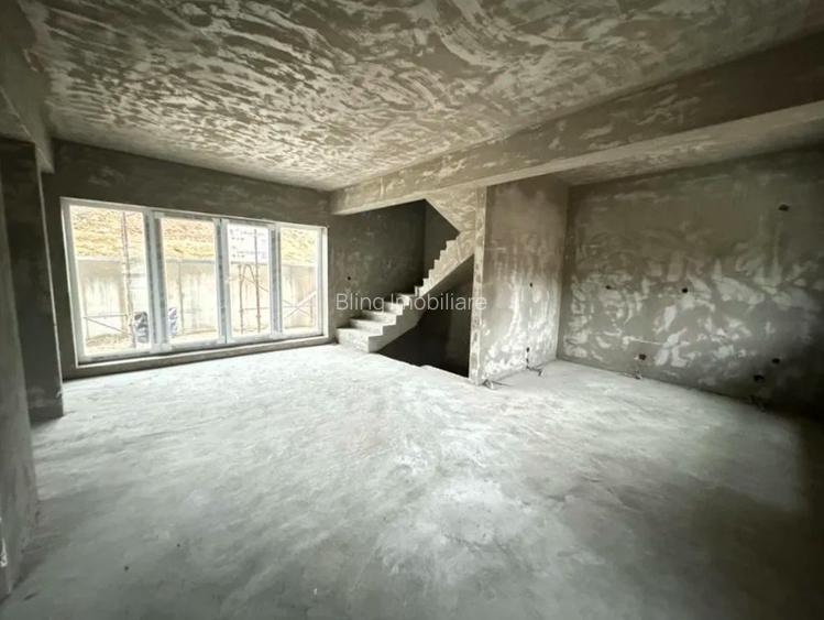 Duplex semifinisat 4 camere, 2 garaje,161 mp,teren liber 280 mp, Tauti - 6