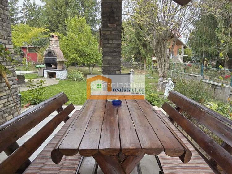 Vedere padure, panouri solare si fotovoltaice, pompa de caldura,  semineu - 11