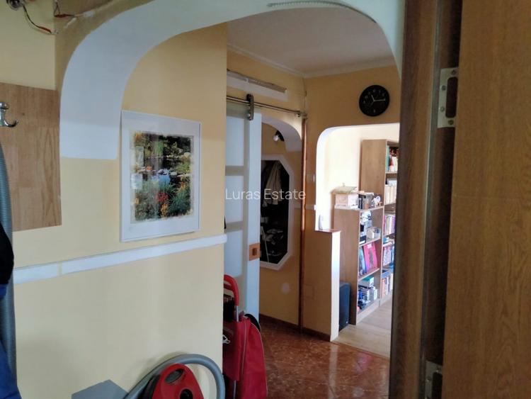 De vanzare – Apartament 4 camere, decomandat, zona ICIL - 9